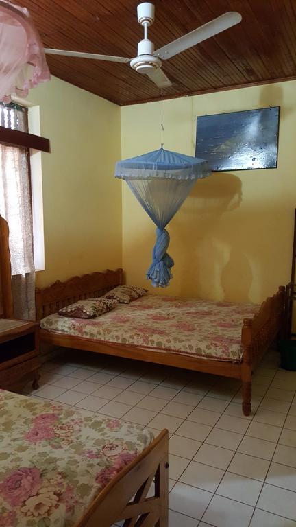 Isuruma Rest Kataragama Quarto foto